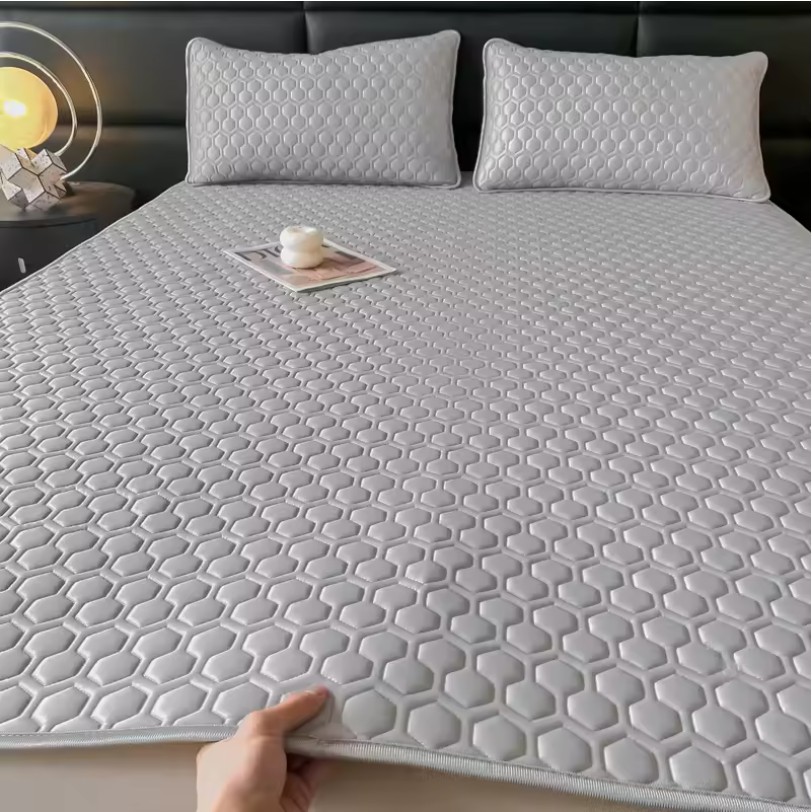 Thickened Latex Cooling Bed Mat – Breathable Ice Silk Fabric with Pillowcases - Image 6